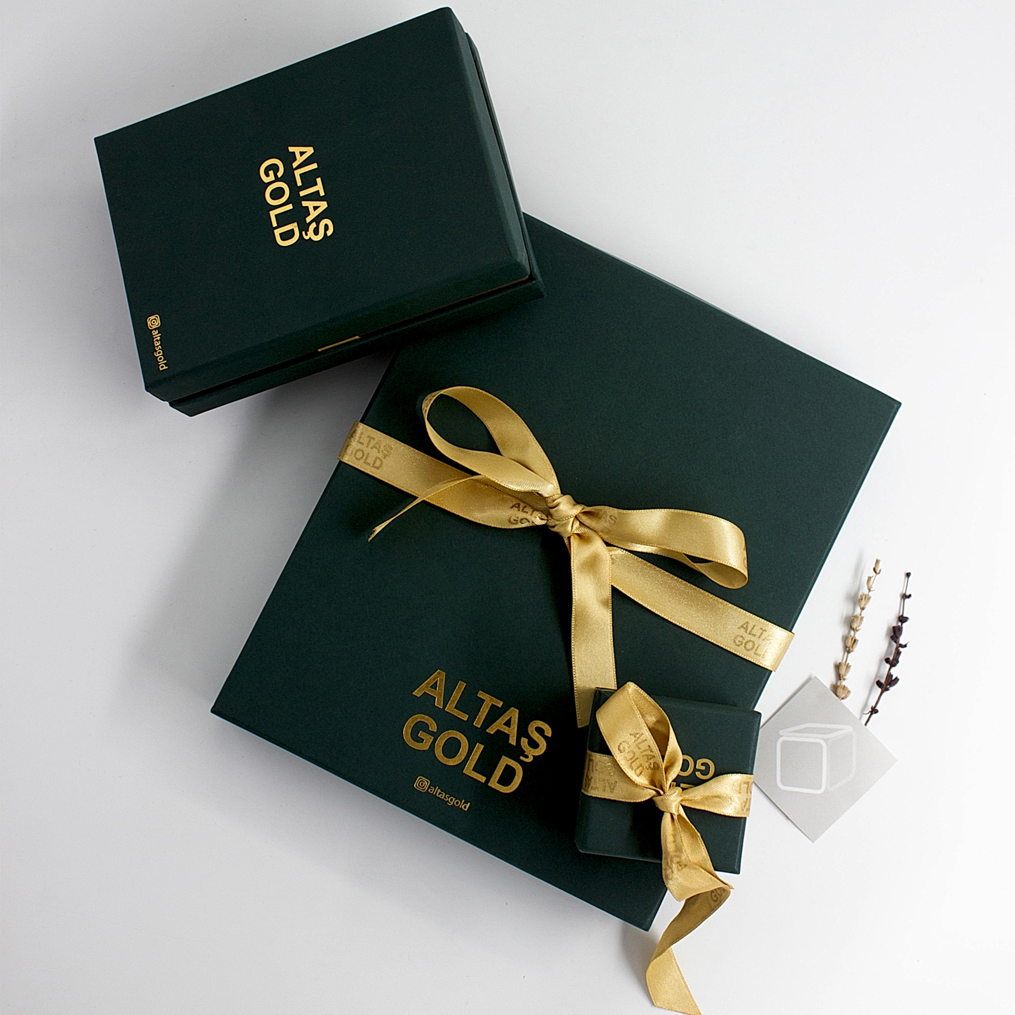 01_AltasGold_MucevherSetjpg