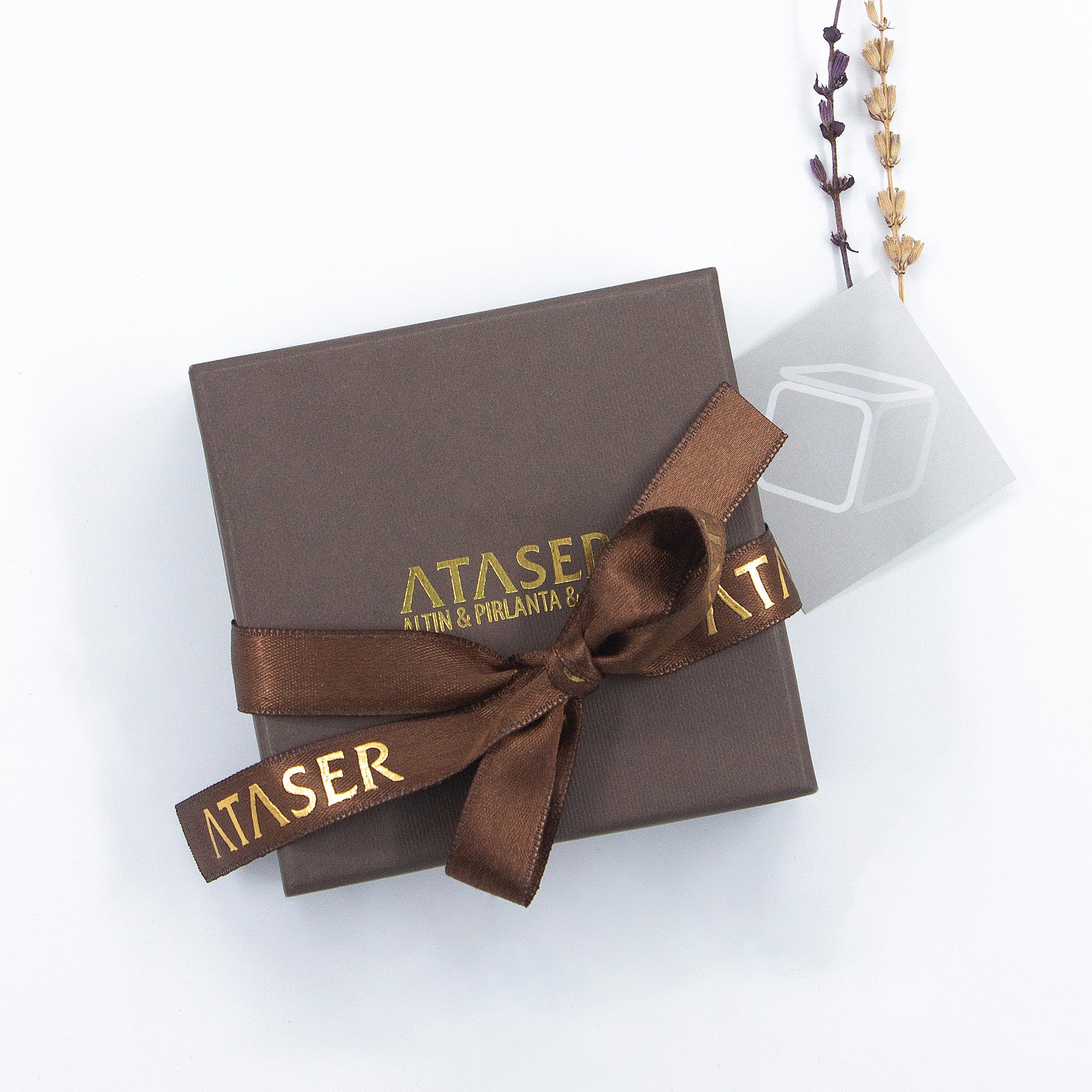 01_Ataser_AltinPirlantaSaatKutu